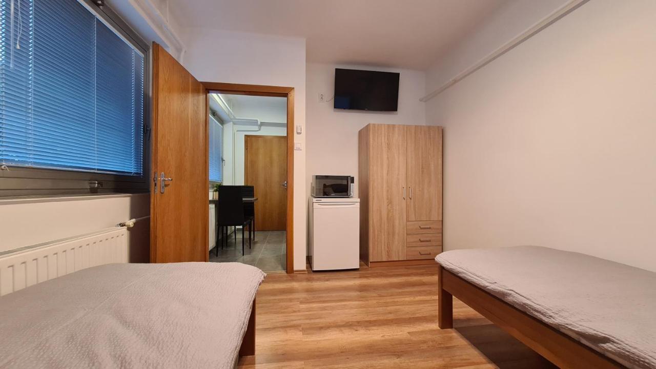 Héder Apartmanok Balatonfenyves Extérieur photo