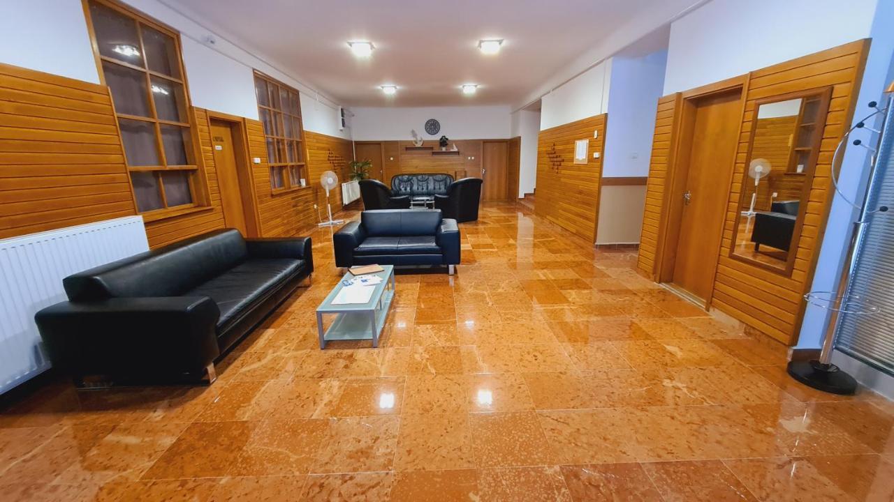 Héder Apartmanok Balatonfenyves Extérieur photo