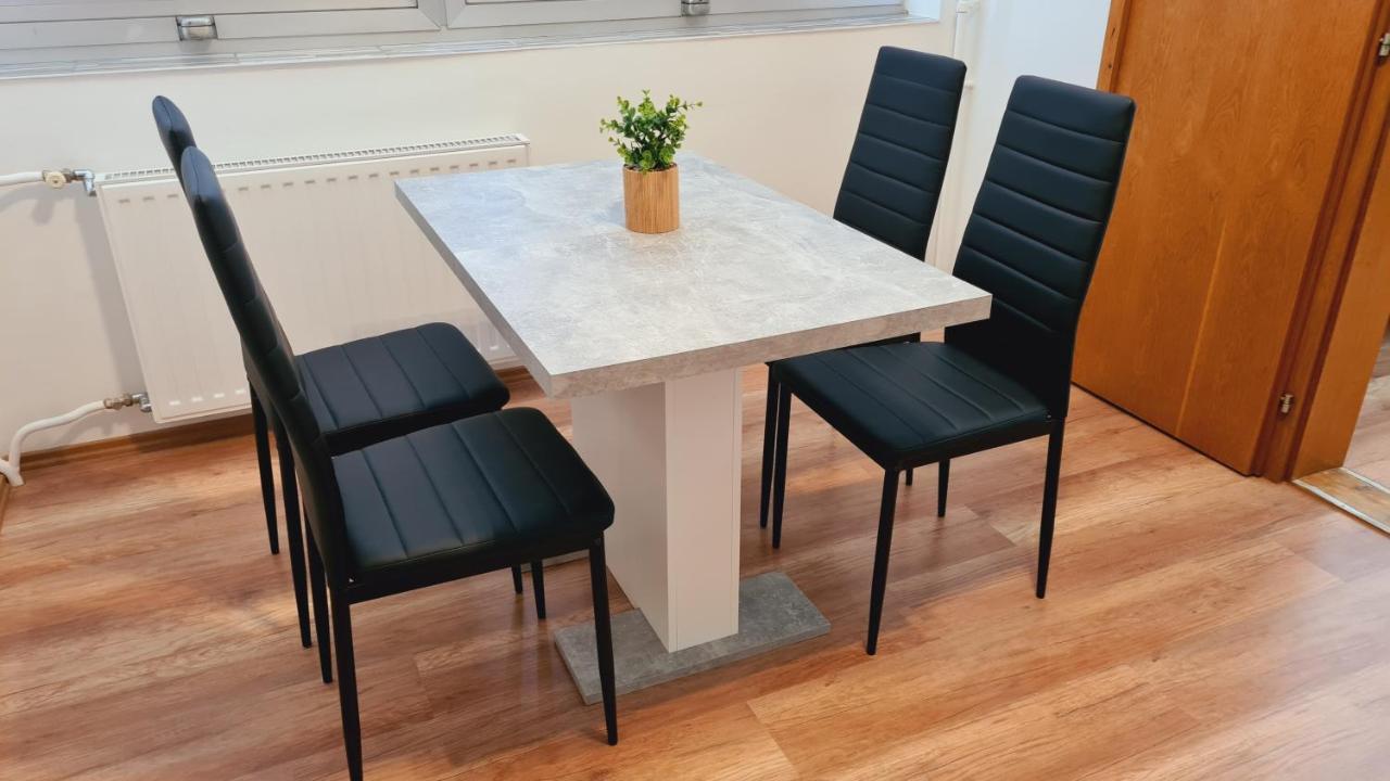 Héder Apartmanok Balatonfenyves Extérieur photo